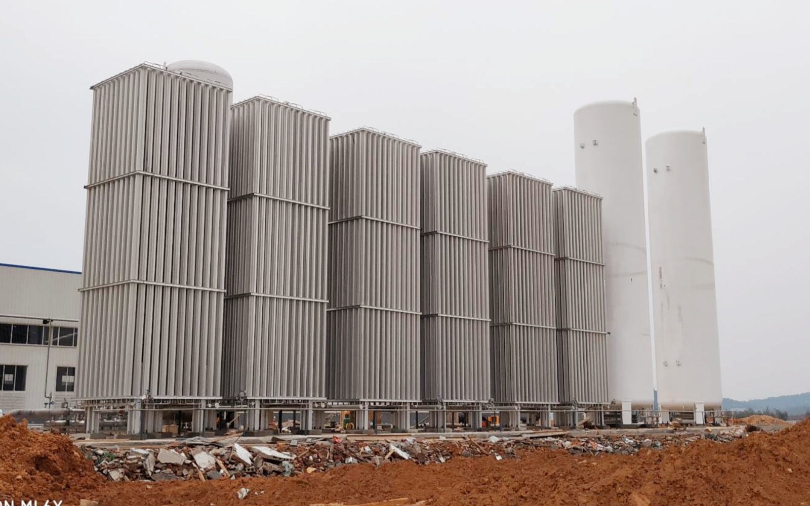 儲罐容器_壓力容器_低溫儲罐_菏澤花王壓力容器